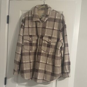 Abercrombie & Fitch Cream Sherpa Jacket/ Shacket